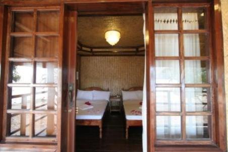 Balinsasayaw Resort Coron Rum bild